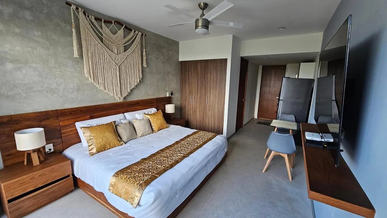 Stylish 1Br Apartment Near Top Attractions, 2 Incredible Pools, Gym,Cinema Playa del Carmen