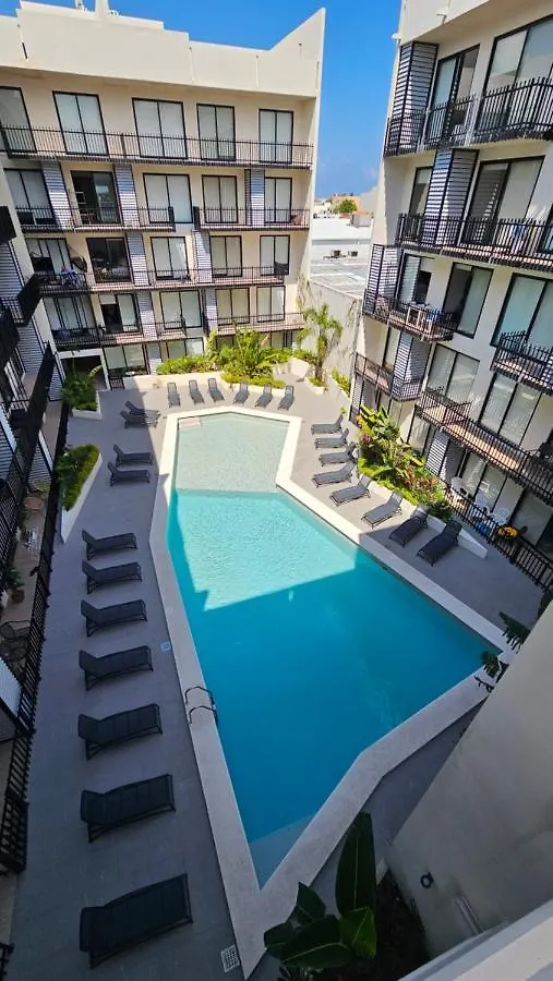 Stylish 1Br Apartment Near Top Attractions, 2 Incredible Pools, Gym,Cinema Playa del Carmen