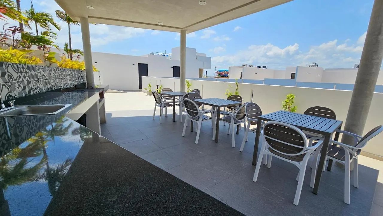 Stylish 1Br Apartment Near Top Attractions, 2 Incredible Pools, Gym,Cinema Playa del Carmen Mexico