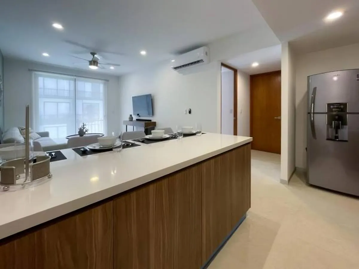 Stylish 1Br Apartment Near Top Attractions, 2 Incredible Pools, Gym,Cinema Playa del Carmen