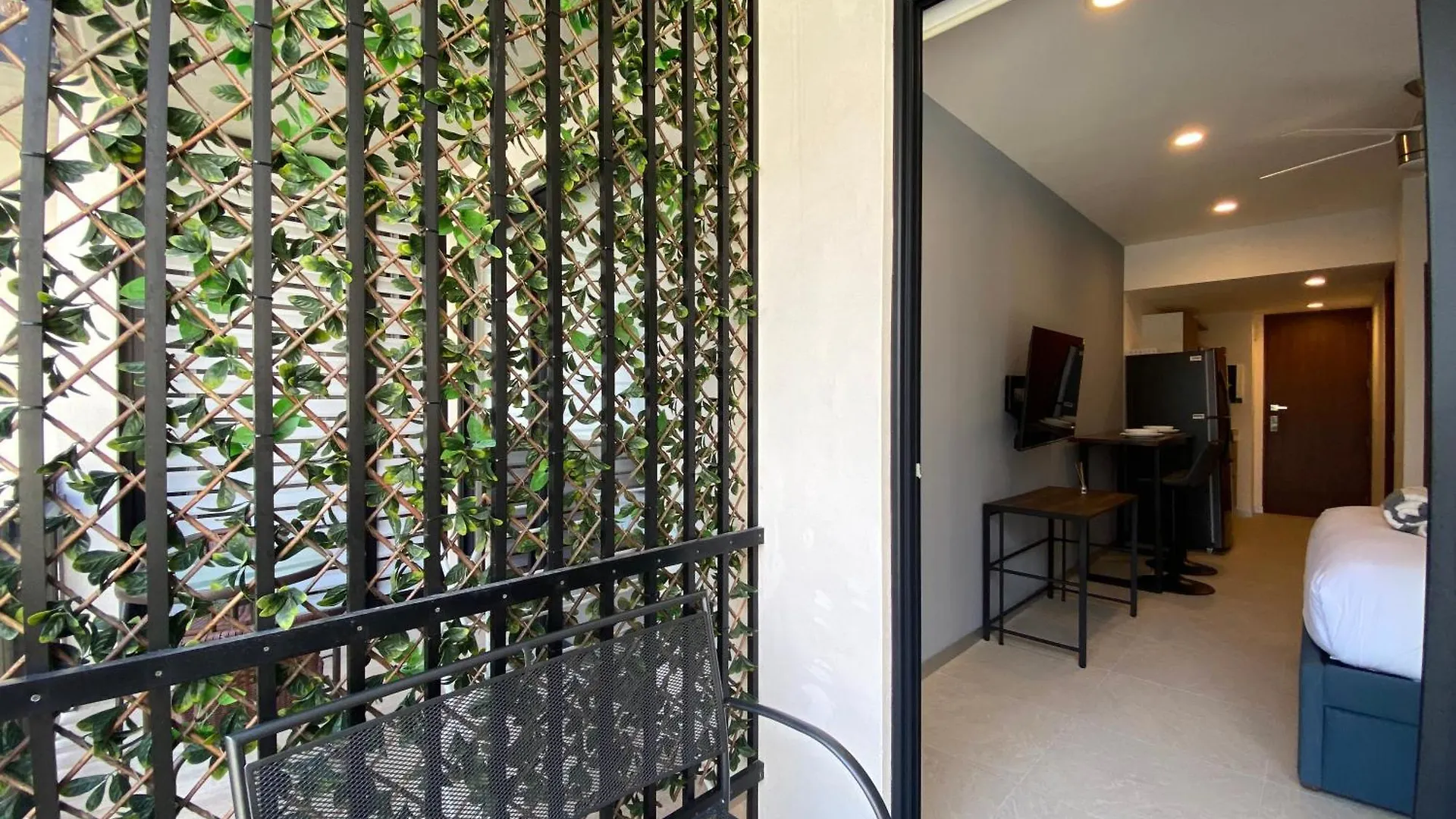Stylish 1Br Apartment Near Top Attractions, 2 Incredible Pools, Gym,Cinema Playa del Carmen